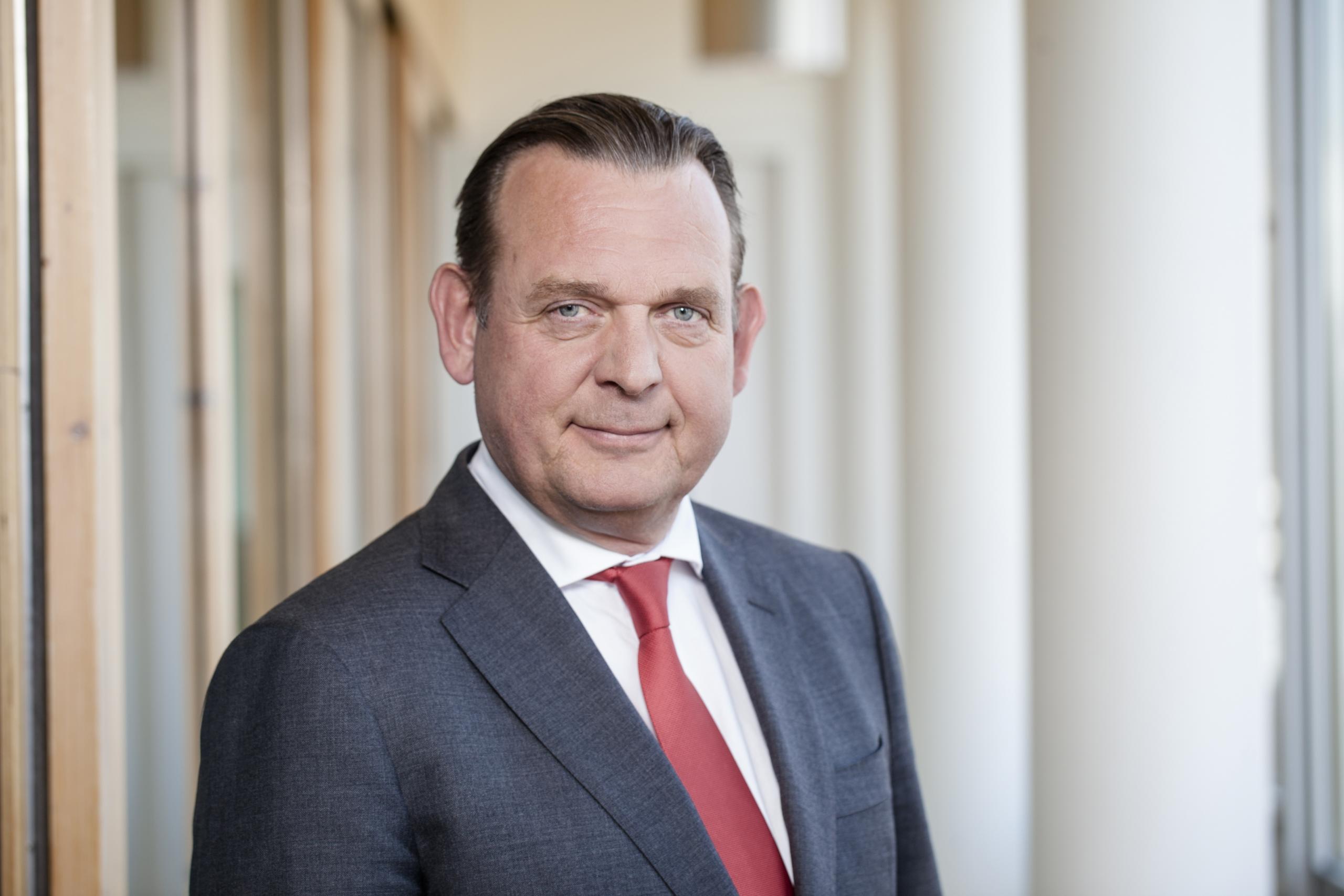 Nationale ombudsman nieuwe accenten in organisatie Nationale ombudsman Nationale ombudsman nieuwe accenten in organisatie Nationale ombudsman
